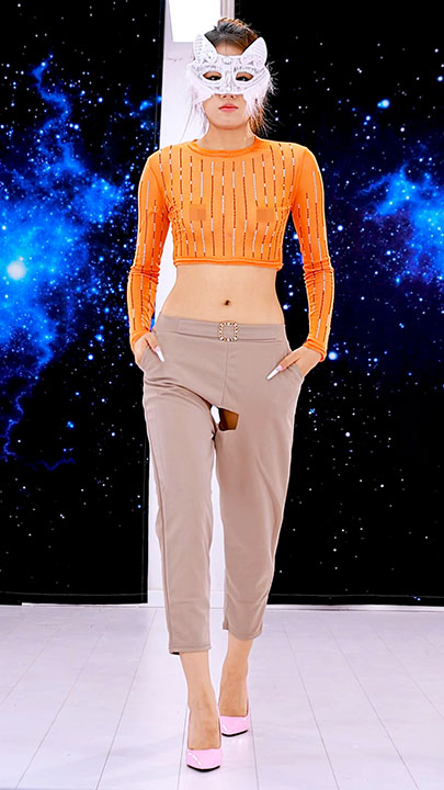 日月俱乐部 小圈子内部秀 甄甄长袖长裤装 2V/5.93G